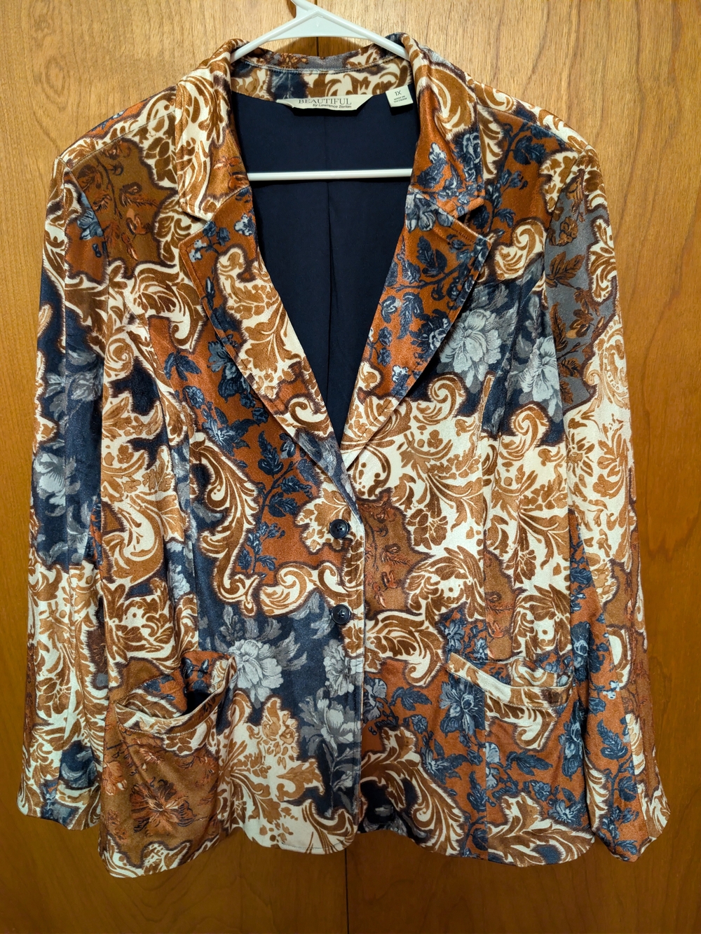 Beautiful Women's Velvet Floral Blazer